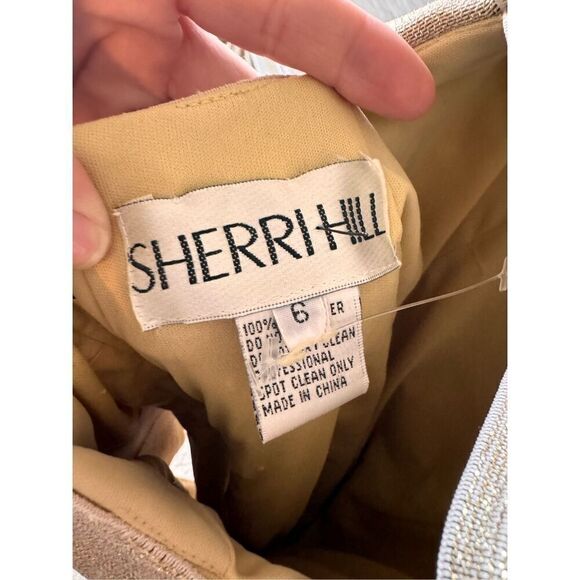 Sherri Hill Gold Tiered Stretch Mini Dress, Size 6 - Picture 9 of 14